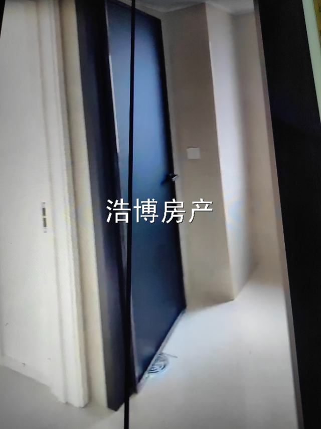 濱尚雅居電梯房13樓