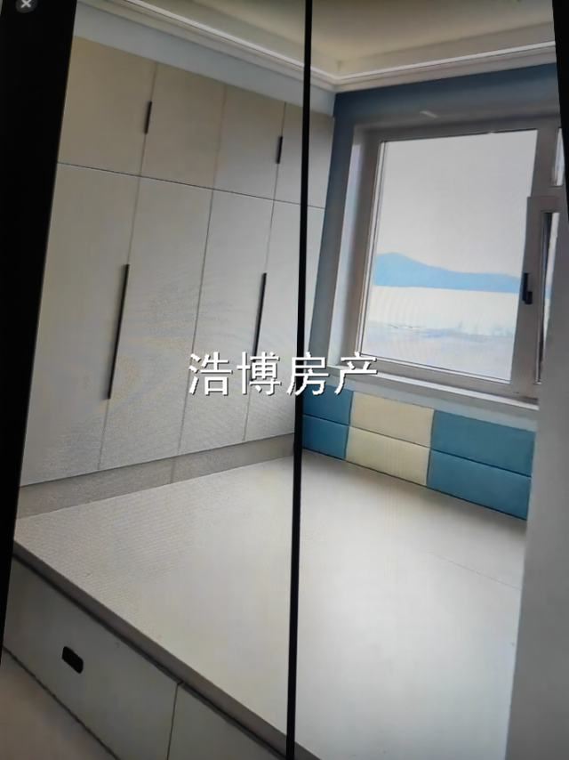 濱尚雅居電梯房13樓