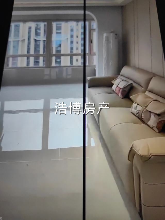 濱尚雅居電梯房13樓