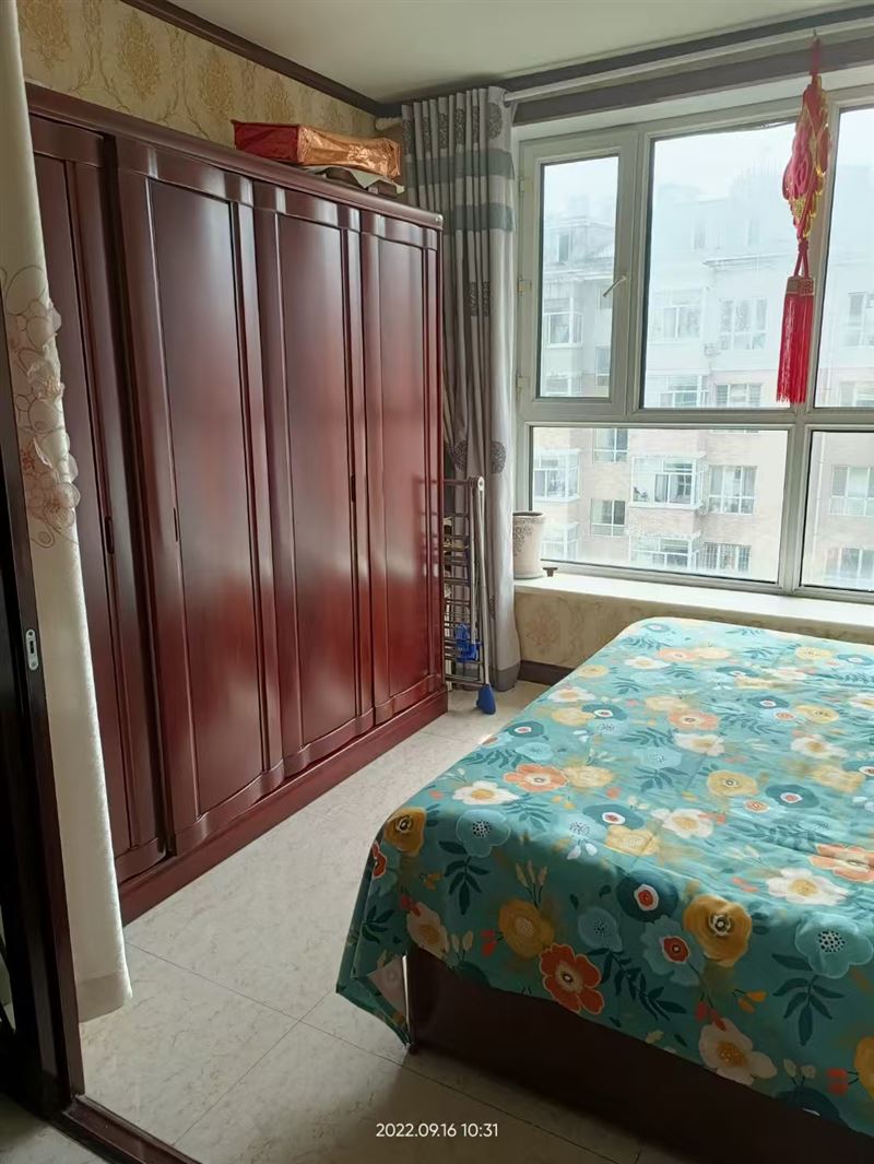 學(xué)府華庭12A出售