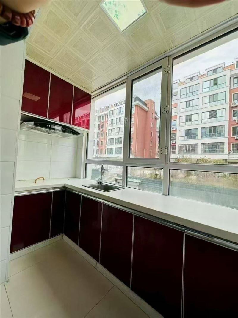 首付6萬元 九九嘉園學區(qū)房 2室一廳二樓 簡裝82.5 南北通透 總價26.8