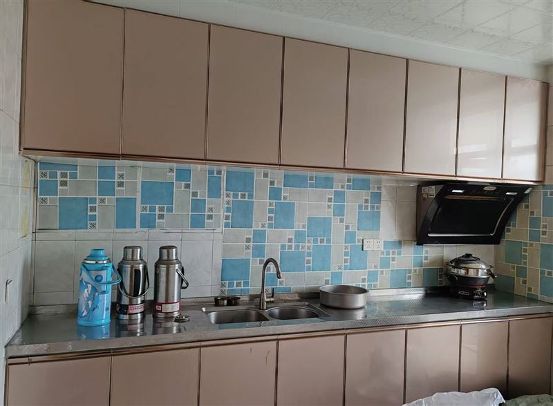 降價(jià)出售五小四樓