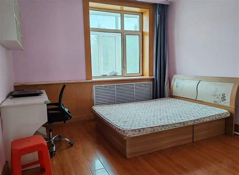 降價(jià)出售五小四樓