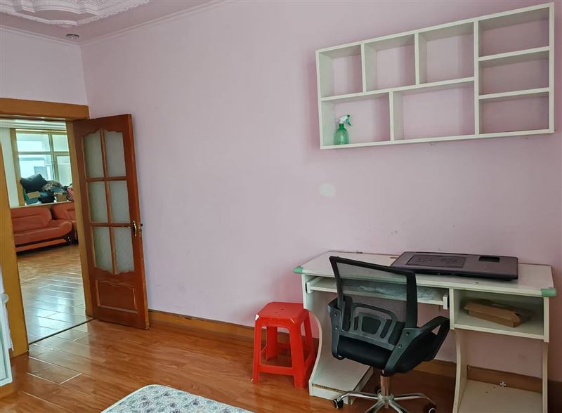 降價(jià)出售五小四樓