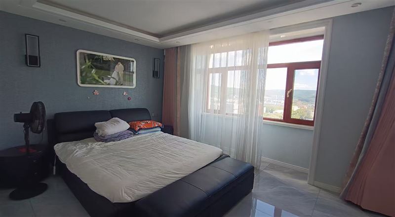 大潤(rùn)發(fā)高層精裝