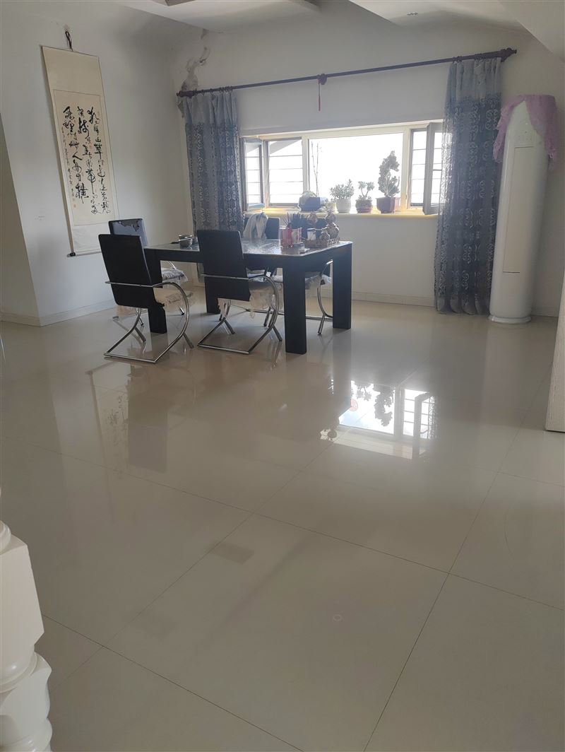 書香公寓南北通透三室兩廳兩衛(wèi)六帶七可以住三代同堂書香公寓