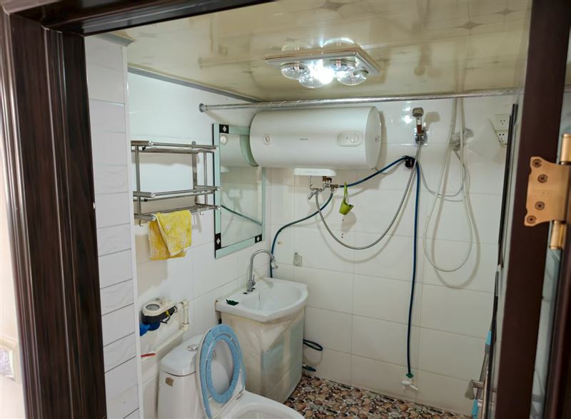 景豐煙草樓出賣(mài) 位置好