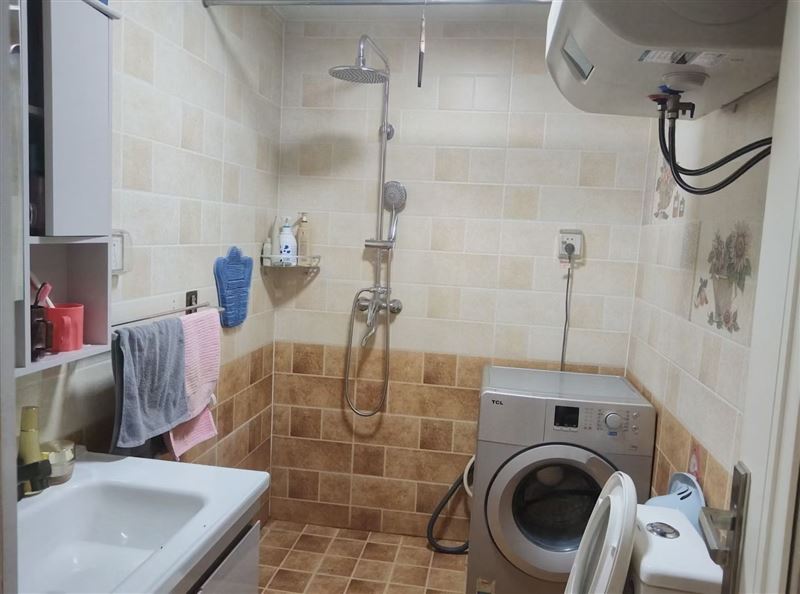 吉賣銀達(dá)高層