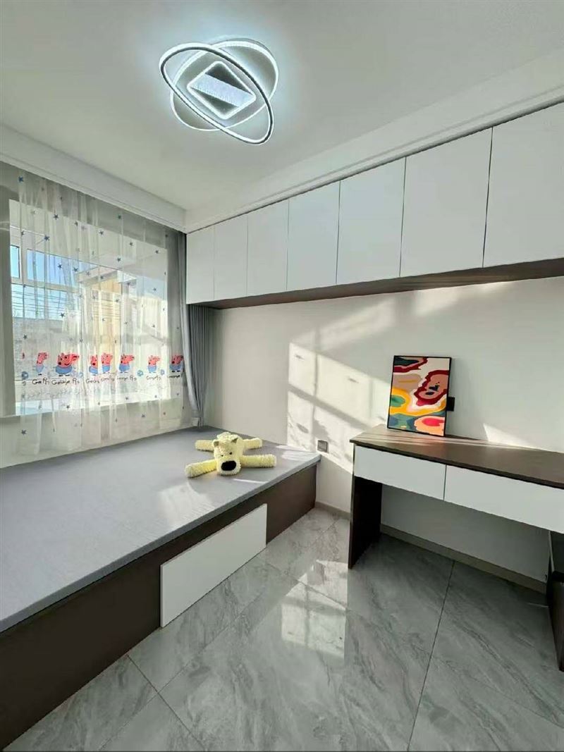 十中十小學(xué)區(qū)房首付6萬(wàn)元 新富樓2室 18.8萬(wàn)