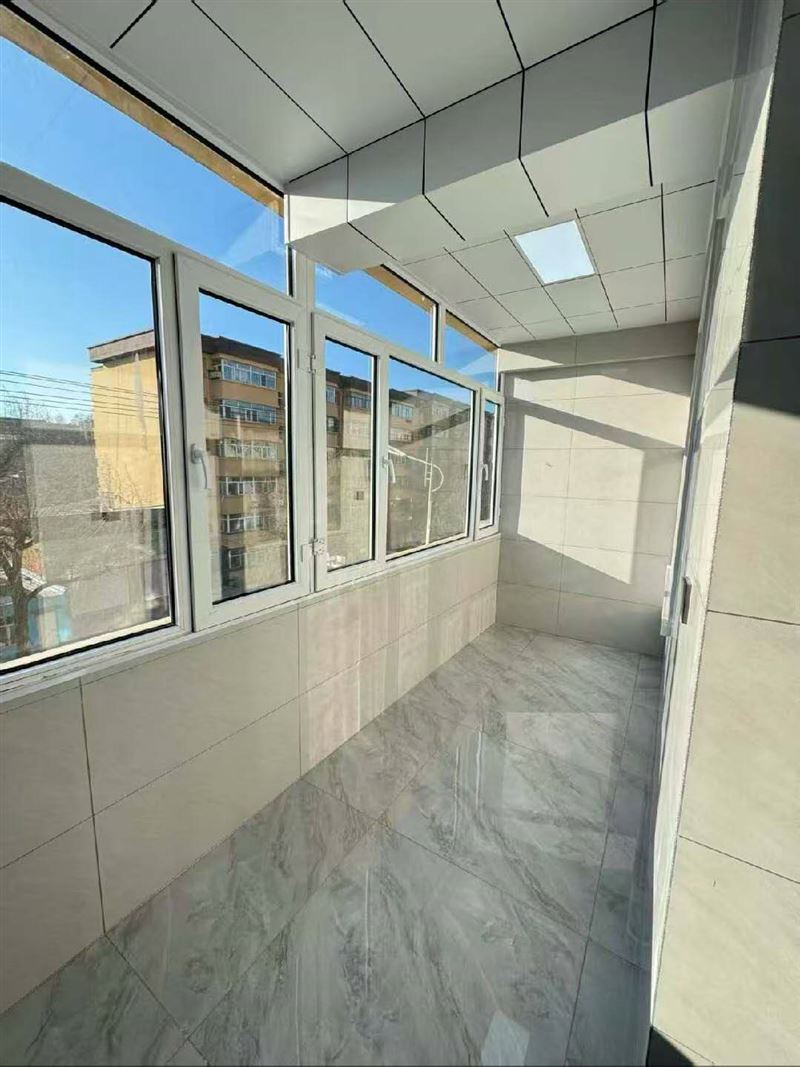 十中十小學(xué)區(qū)房首付6萬(wàn)元 新富樓2室 18.8萬(wàn)