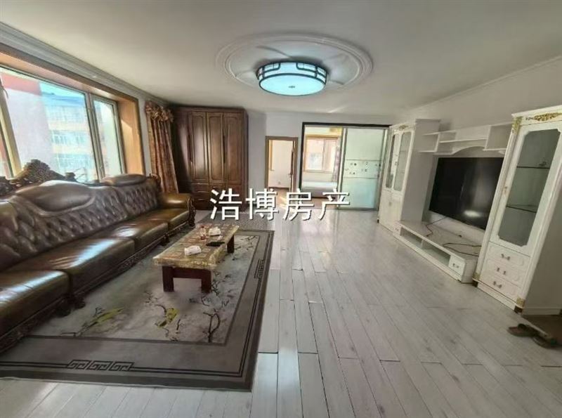 建行花園3樓119.8平