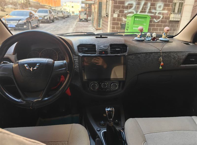 個(gè)人一手五菱宏光s