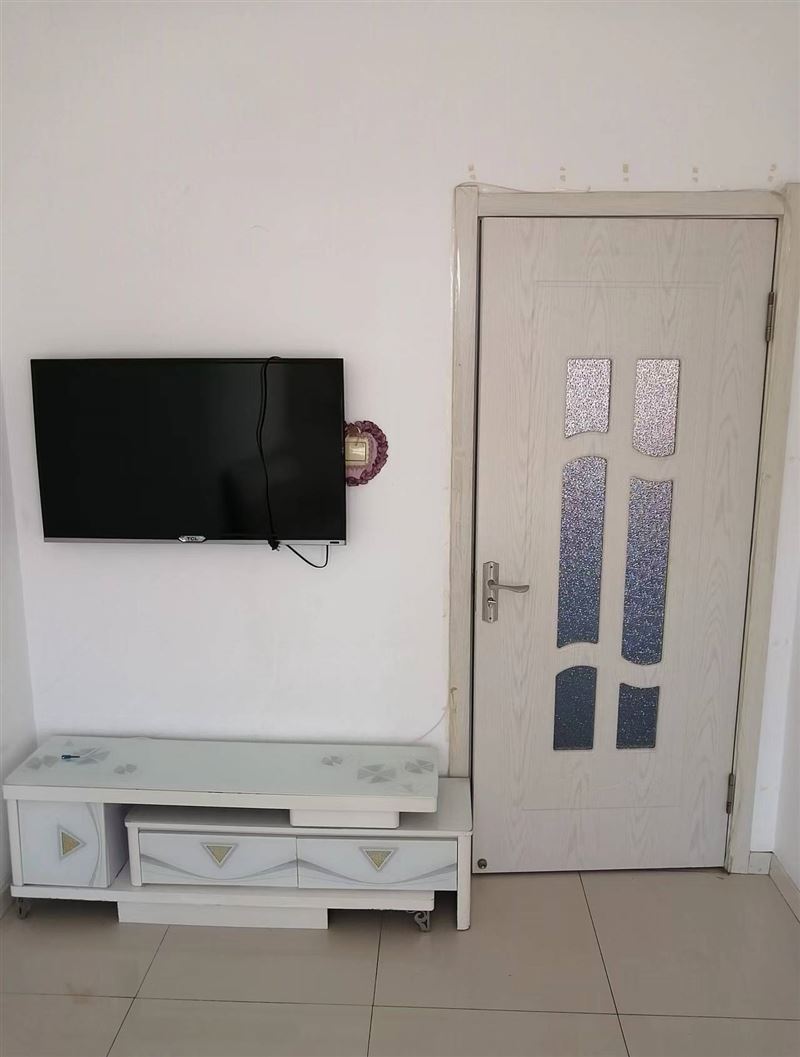 房主出租樓7500元每年雙包