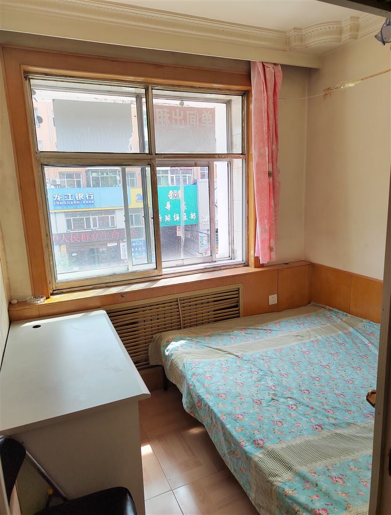 步行街，單間出租