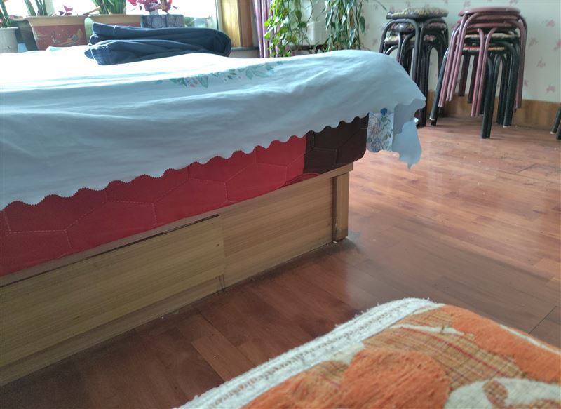 賣雙人床，單人床