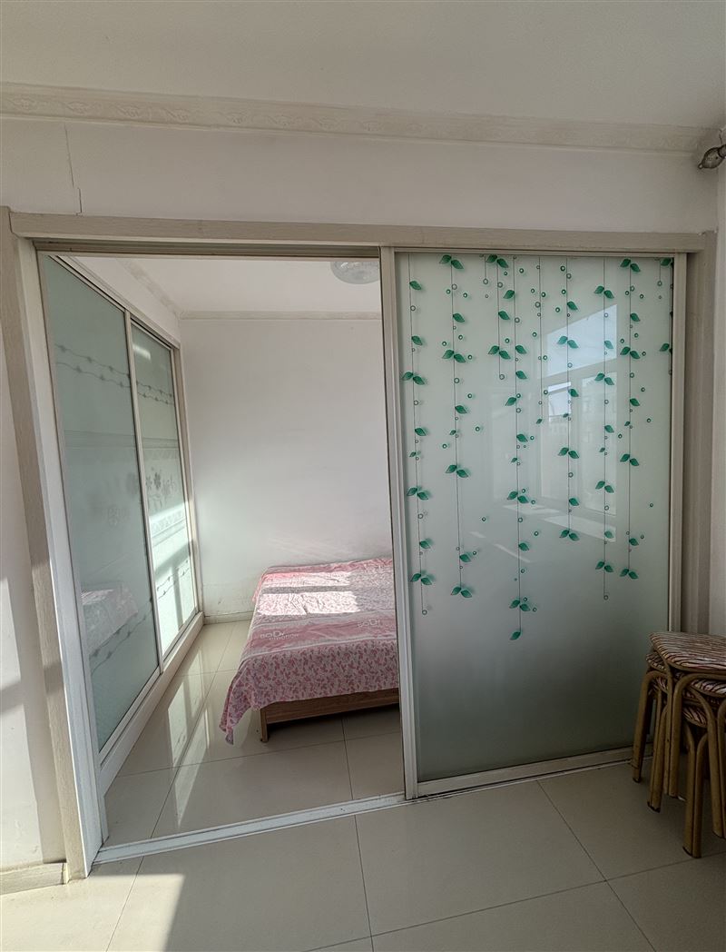 馬場(chǎng)新一旁3.5w