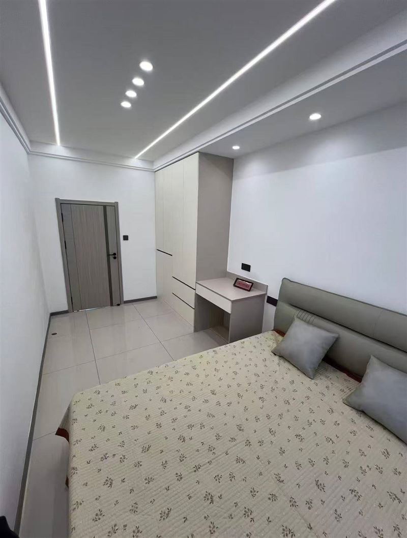 十中十小對(duì)面