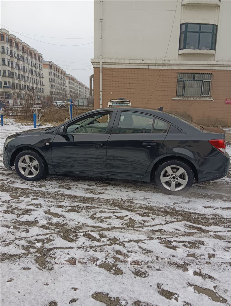 11年雪佛蘭克魯茲自動(dòng)擋高配原值10萬