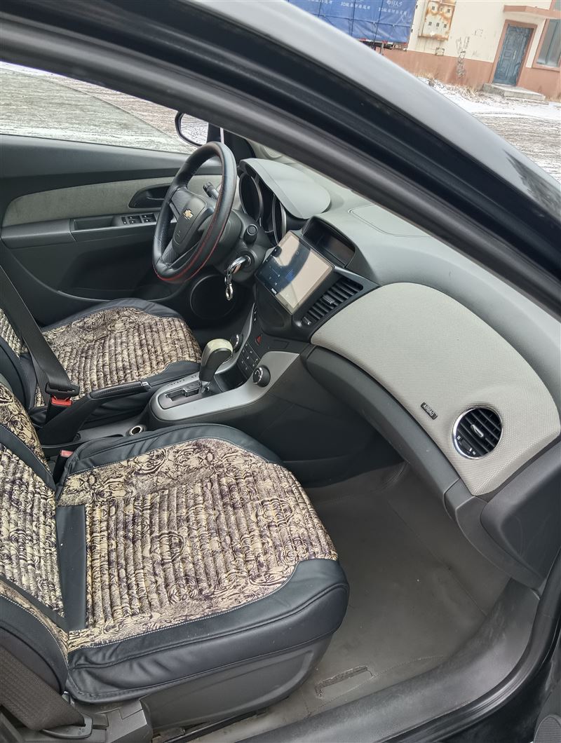 11年雪佛蘭克魯茲自動(dòng)擋高配原值10萬