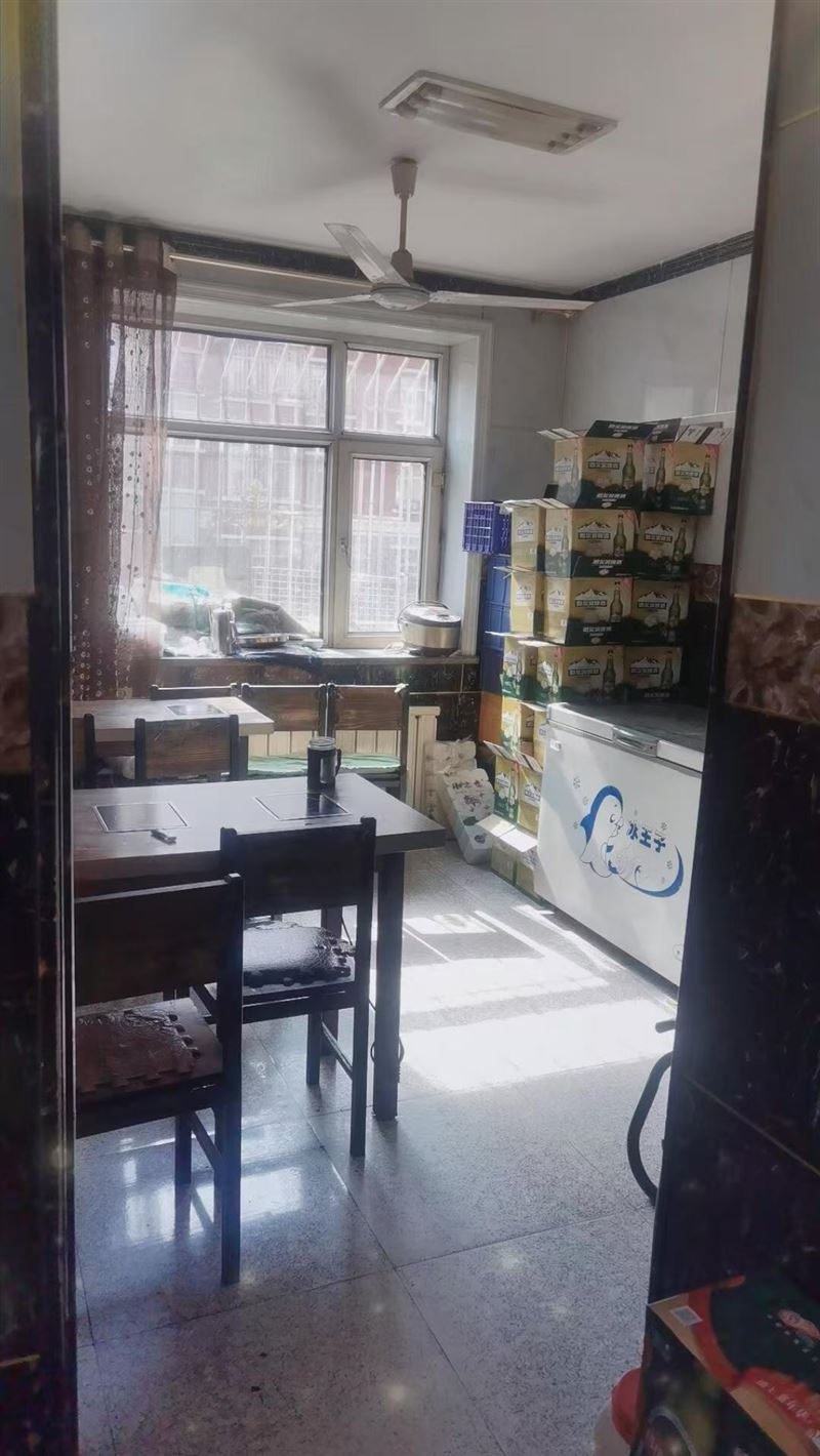 七星花園一樓出售