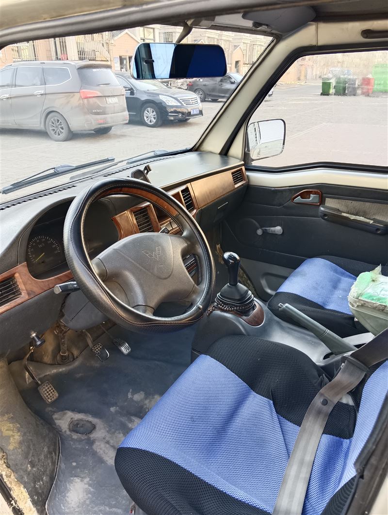 10年五菱之光手動高配