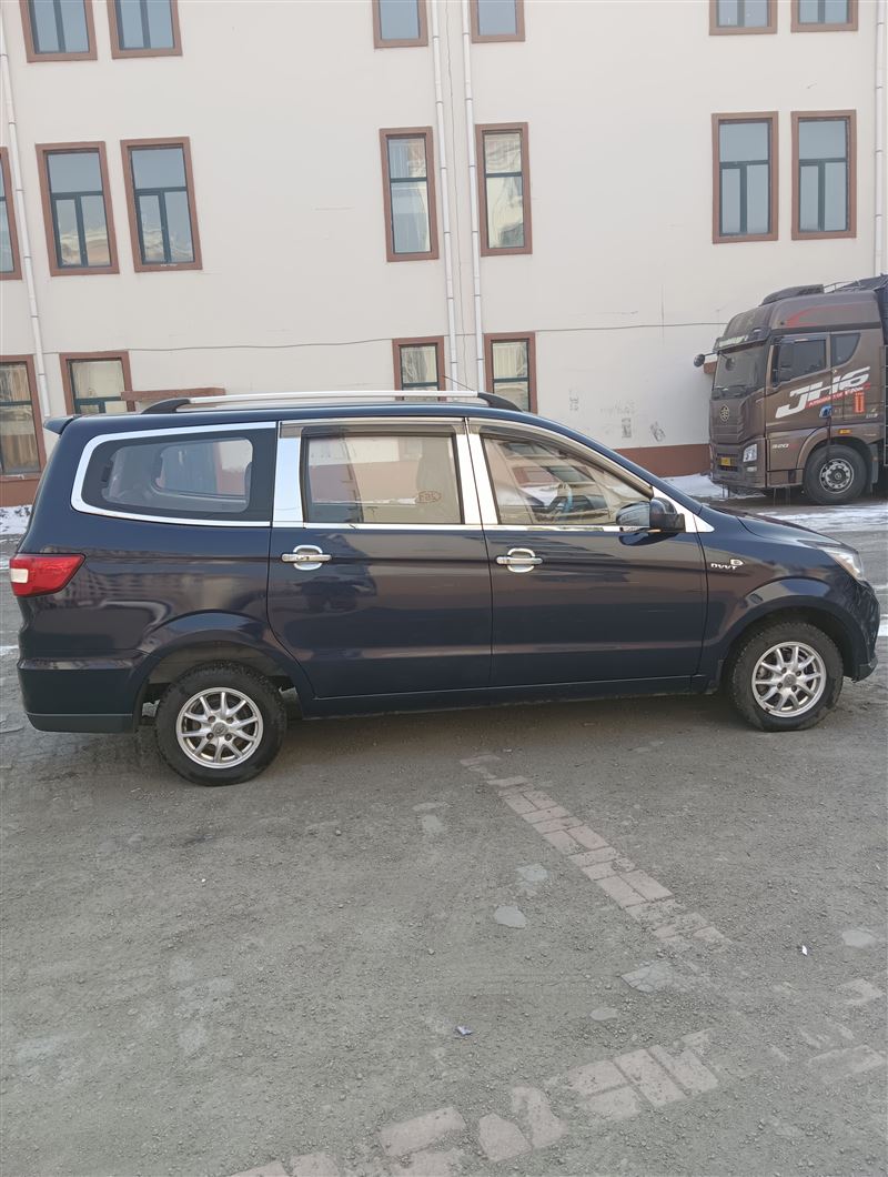 16年昌河M50s手動高配7坐商務一手全車原版