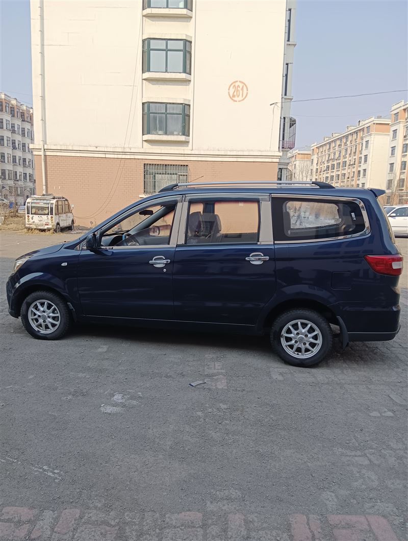 16年昌河M50s手動高配7坐商務一手全車原版