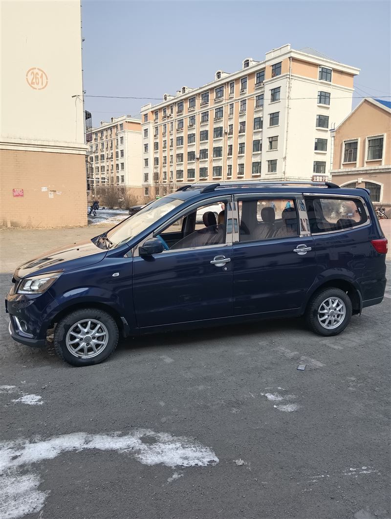 16年昌河M50s手動高配7坐商務一手全車原版