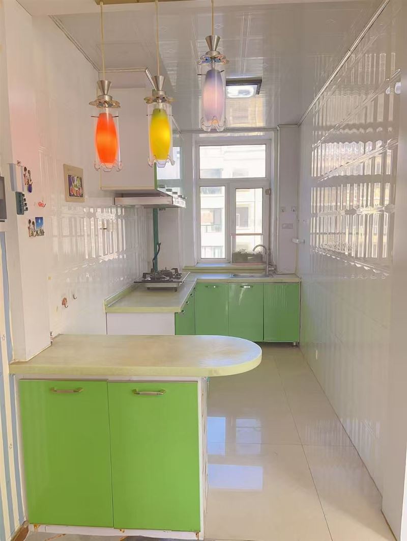 賣經(jīng)典名居五樓