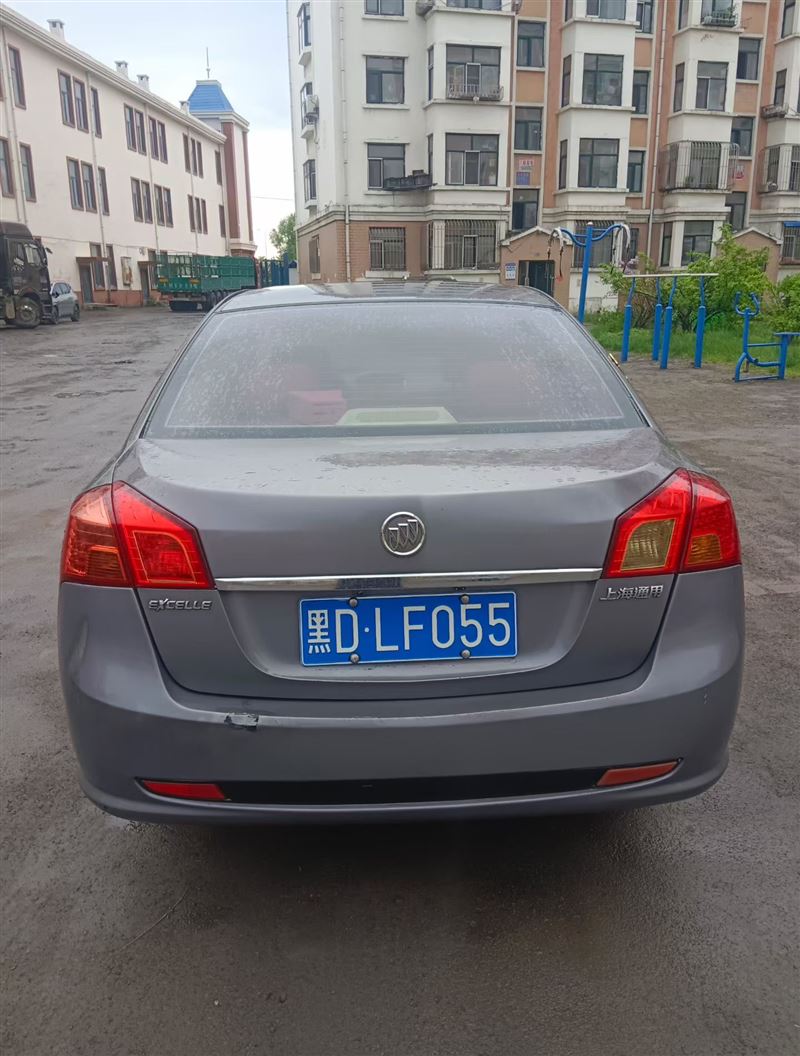 11年別克凱越自動擋高配原值12萬