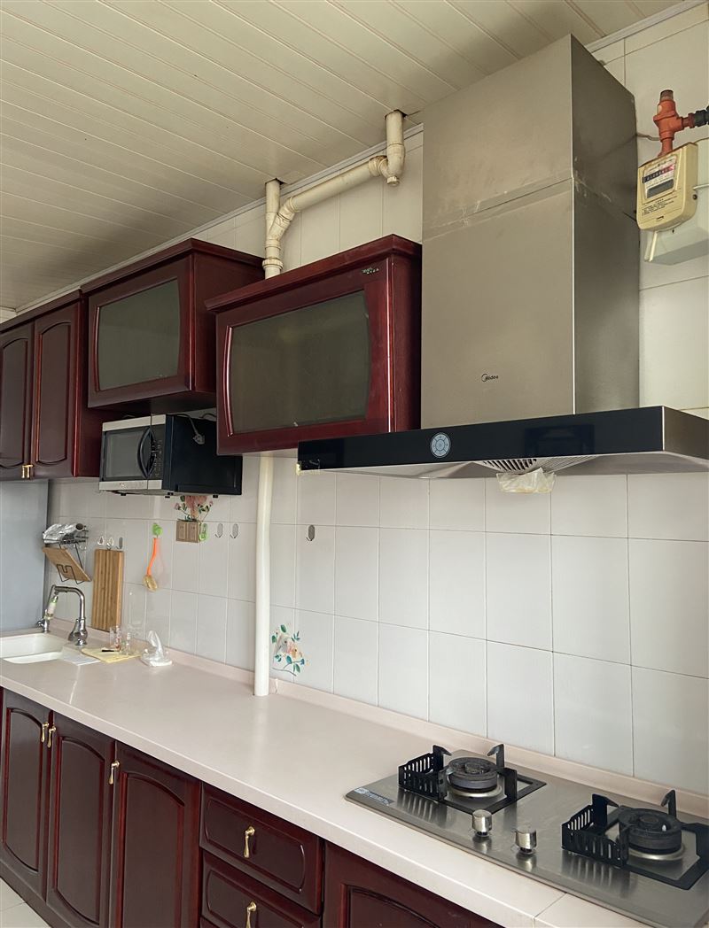 吉賣萬寶一號(hào)樓五樓